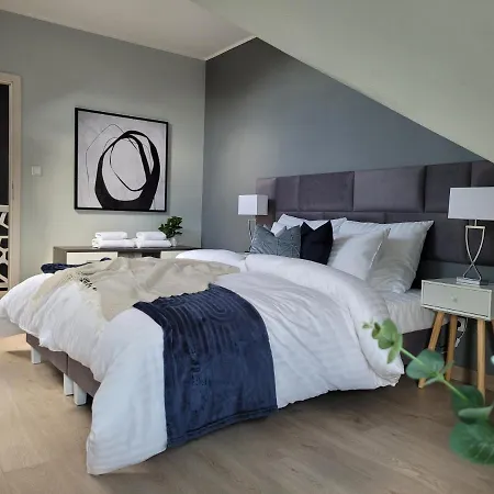 Apartament Penthouse Z Widokiem Na Sniezke I Prywatnym Parkingiem - By Spaceapart Jelenia Góra