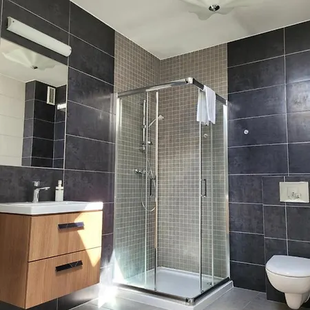 Penthouse Z Widokiem Na Sniezke I Prywatnym Parkingiem - By Spaceapart Apartman Jelenia Góra