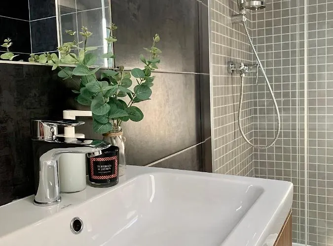 Penthouse Z Widokiem Na Sniezke I Prywatnym Parkingiem - By Spaceapart Lejlighed *