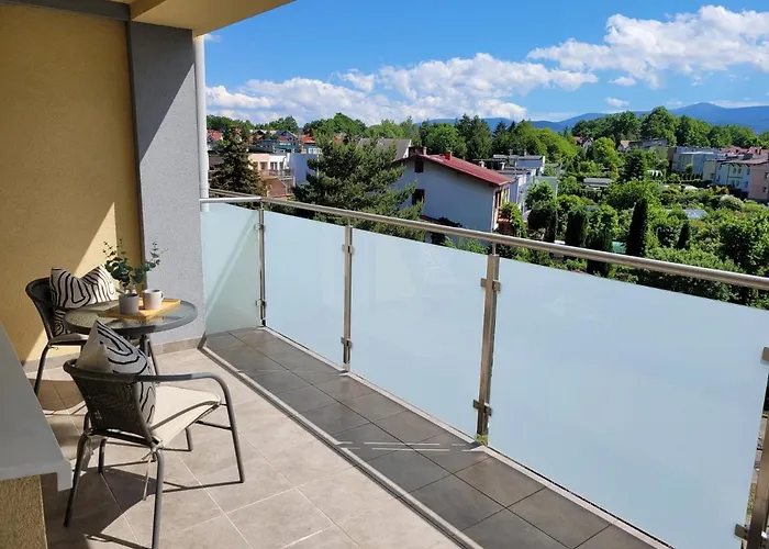 Penthouse Z Widokiem Na Sniezke I Prywatnym Parkingiem - By Spaceapart Jelenia Góra