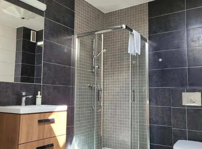 Penthouse Z Widokiem Na Sniezke I Prywatnym Parkingiem - By Spaceapart Lejlighed Jelenia Góra